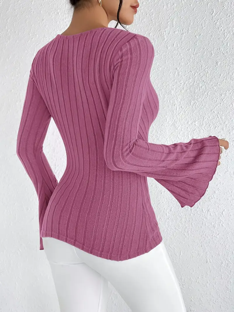 Pull violet moulant longues manches évasées