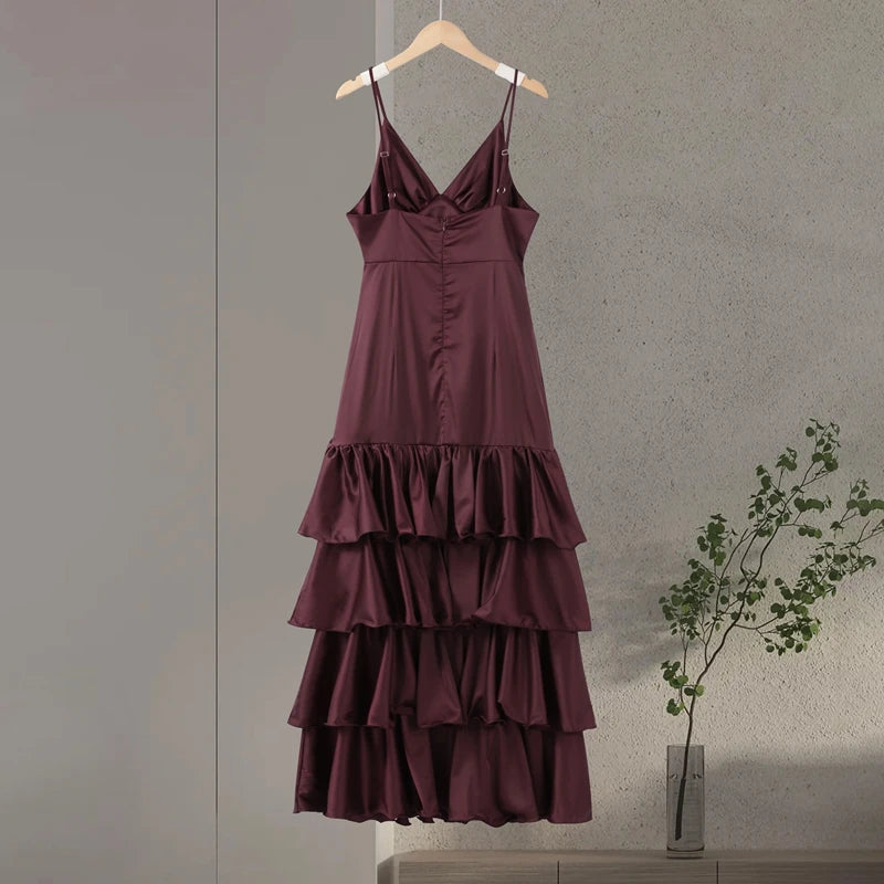 Robe longue violette à volants